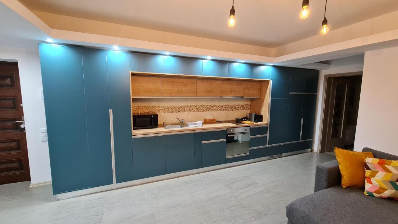 Zander Home Apartment Buşteni Exterior foto